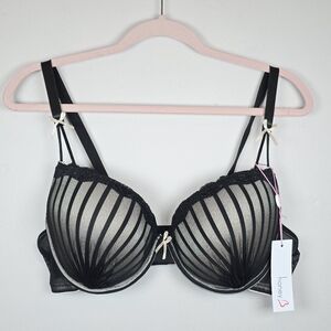 Honey B Women's Black & Nude Striped Lace Bra 42D NWT Feminine Sexy Intimates